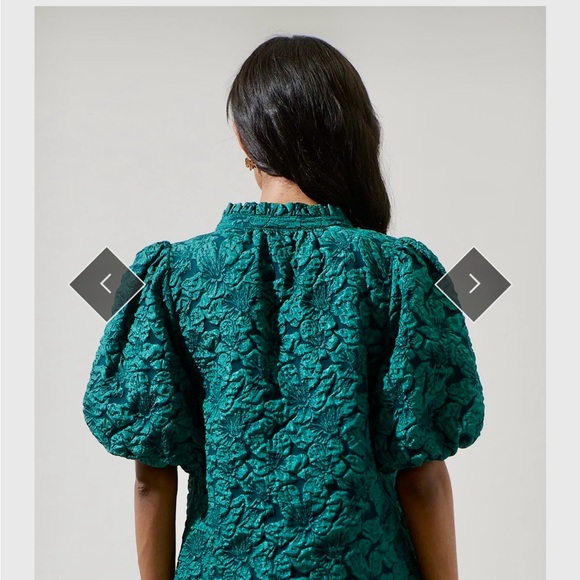 Sugarlips Teal Textured Blouse - Picture 2 of 5